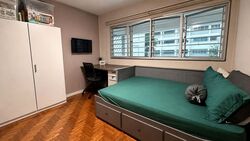 Blk 327 Jurong East Street 31 (Jurong East), HDB Executive #604328881